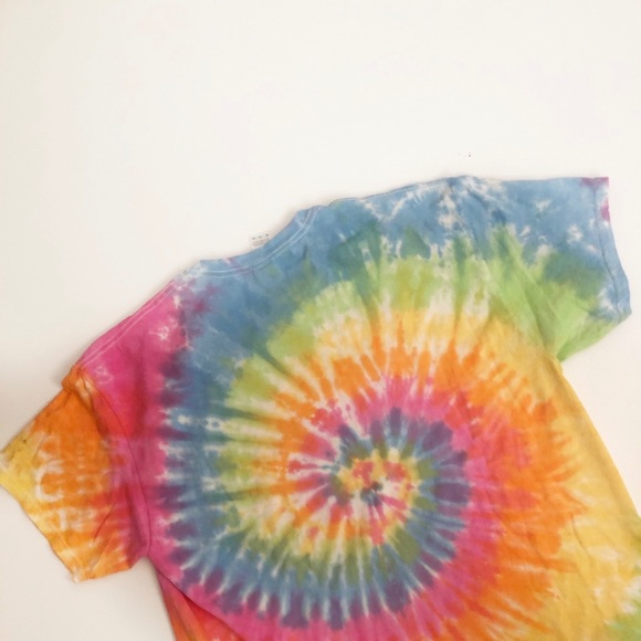 Tie-dye women’s graphic tee small-XL - Picture 3 of 4